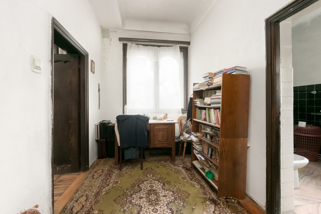 Apartament 4 camere in Stil Mauro-Florentin Zona Capitale