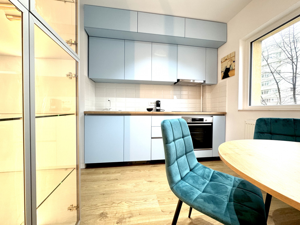 Apartament 2 camere nou revonat-Mega Mall