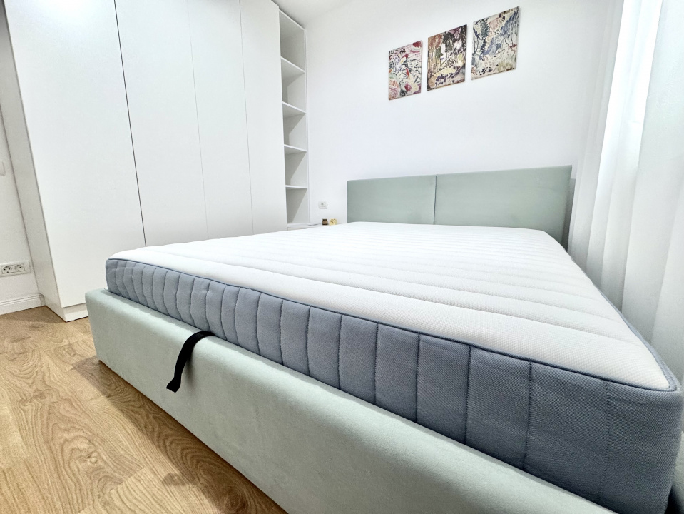 Apartament 2 camere nou revonat-Mega Mall