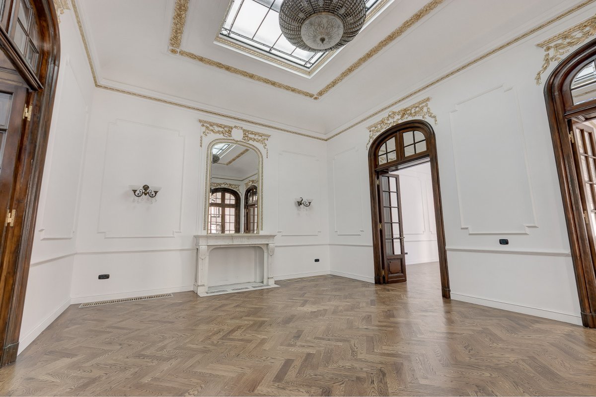 Vila Interbelica cu 11 locuri Parcare -Gama Premium- Zona Universitate