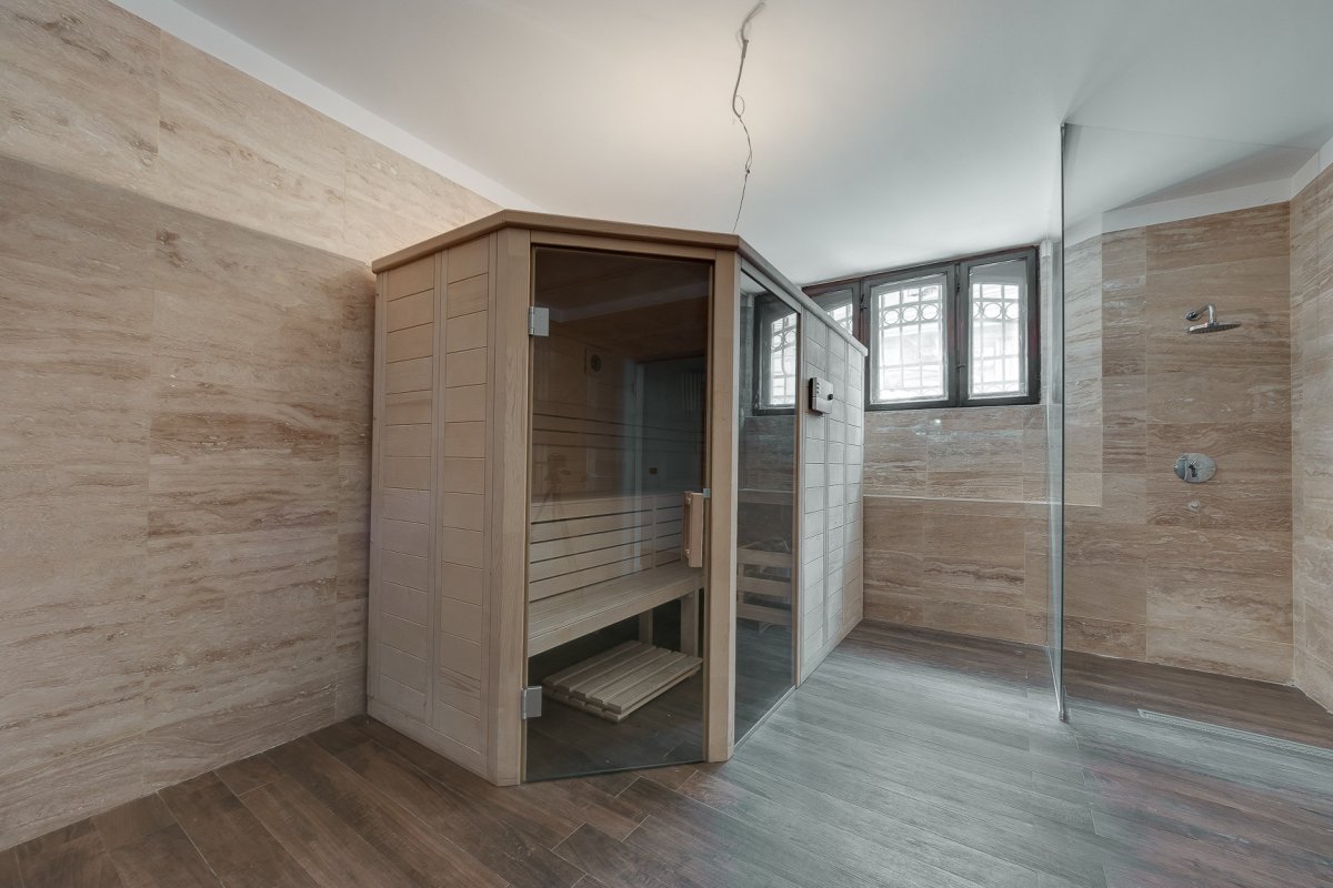 Vila Interbelica cu 11 locuri Parcare -Gama Premium- Zona Universitate